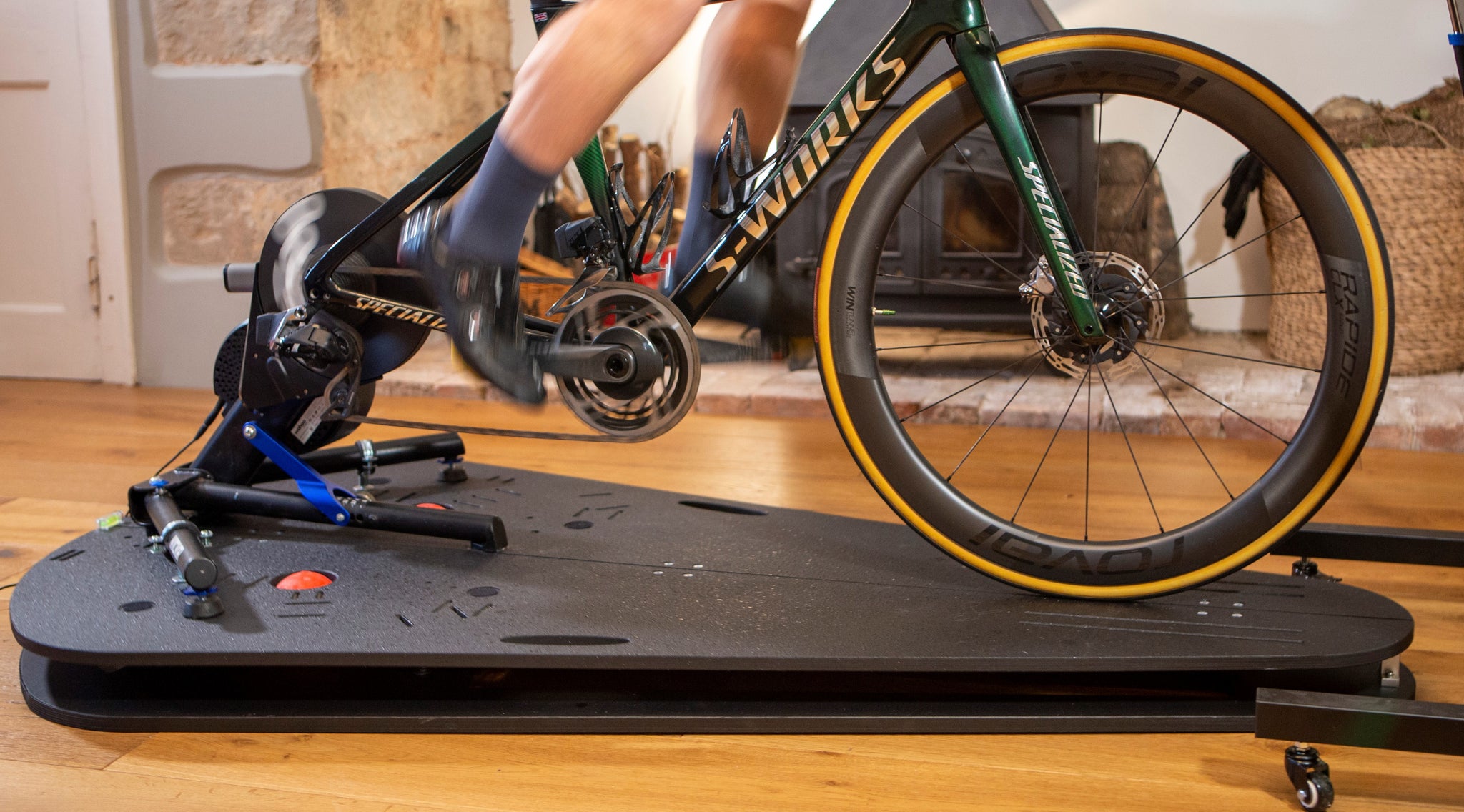 rocking plate for bike trainer